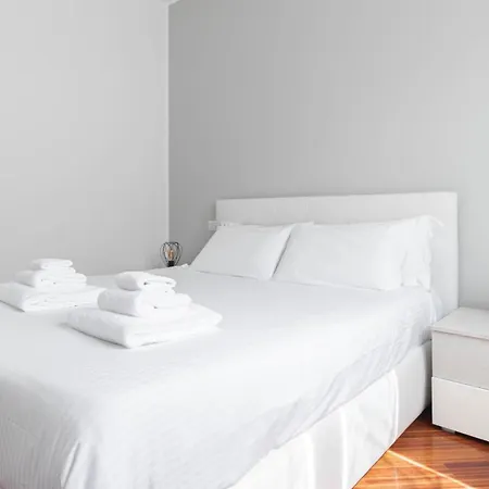 Italianway - Lorenteggio 30 * Mediolan