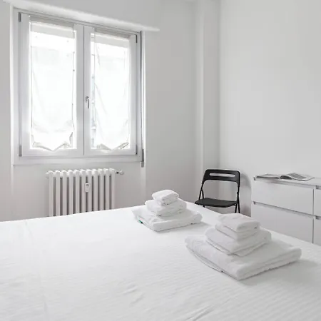 Italianway - Lorenteggio 30 Mediolan