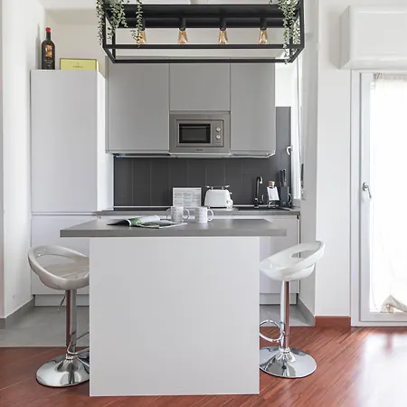 Appartamento Italianway - Lorenteggio 30 *